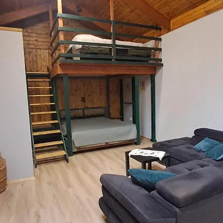 Apartment Za Plotem *