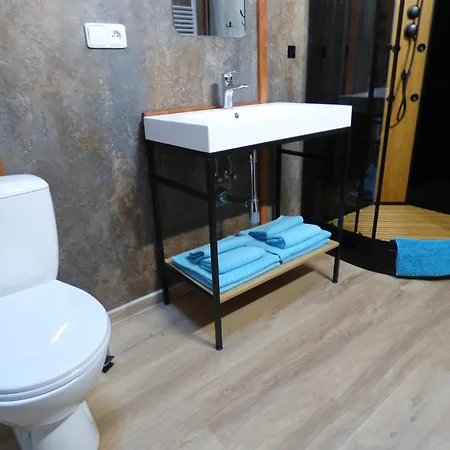 Za Plotem Apartment